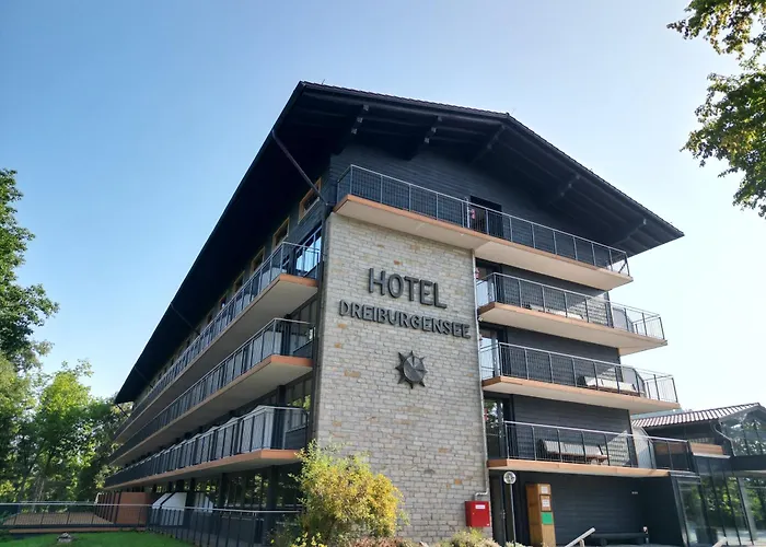 Dreiburgensee Naturhotel & Im Bayrischen Wald Hotel *